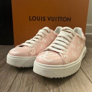 LV women’s Time Out sneakers. Limited edition original cost $1290 size 41